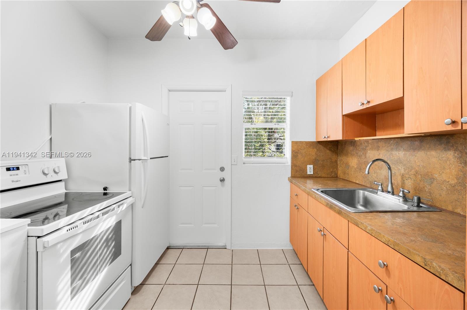 520 Southwest 6th Street, Unit 3 Miami, FL 33130 - Photo 9 of 14