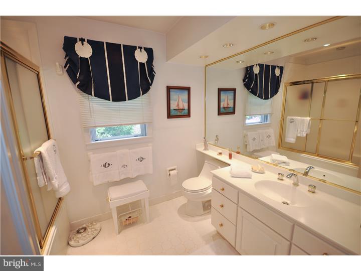 1961 Kimberwick Road Media, PA 19063 - Photo 18 of 25 Bathroom