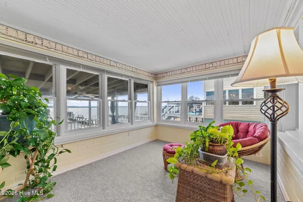 $534,000 | 226 Shady Banks Beach Road, Washington, NC 27889