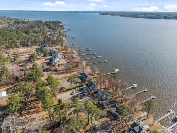 $534,000 | 226 Shady Banks Beach Road, Washington, NC 27889