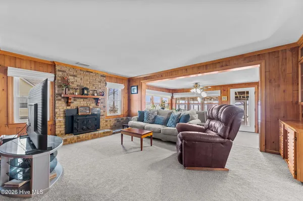 $534,000 | 226 Shady Banks Beach Road, Washington, NC 27889