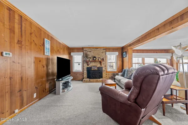 $534,000 | 226 Shady Banks Beach Road, Washington, NC 27889