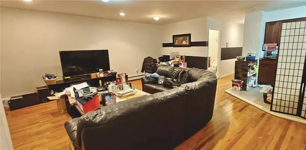 $799,999 | 1619 70th Street, Unit 1 | Bensonhurst