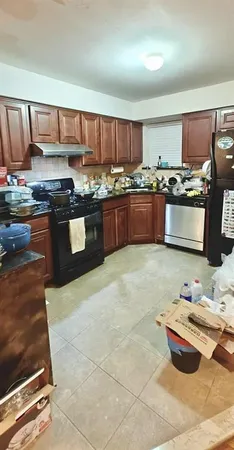 $799,999 | 1619 70th Street, Unit 1 | Bensonhurst