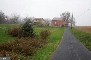 1789 Cloverleaf Road Mount Joy, PA 17552 - Photo 3 of 4