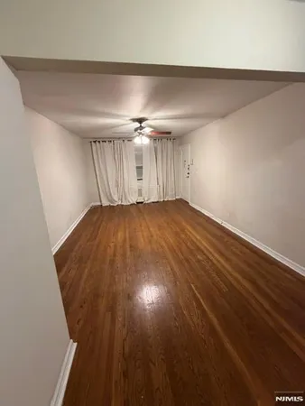 $1,950 | 26-02 High Street, Fair Lawn, NJ 07410