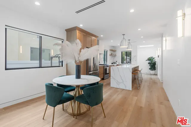 $6,750 | 2911 South Rimpau Boulevard, Unit 1, Los Angeles, CA 90016