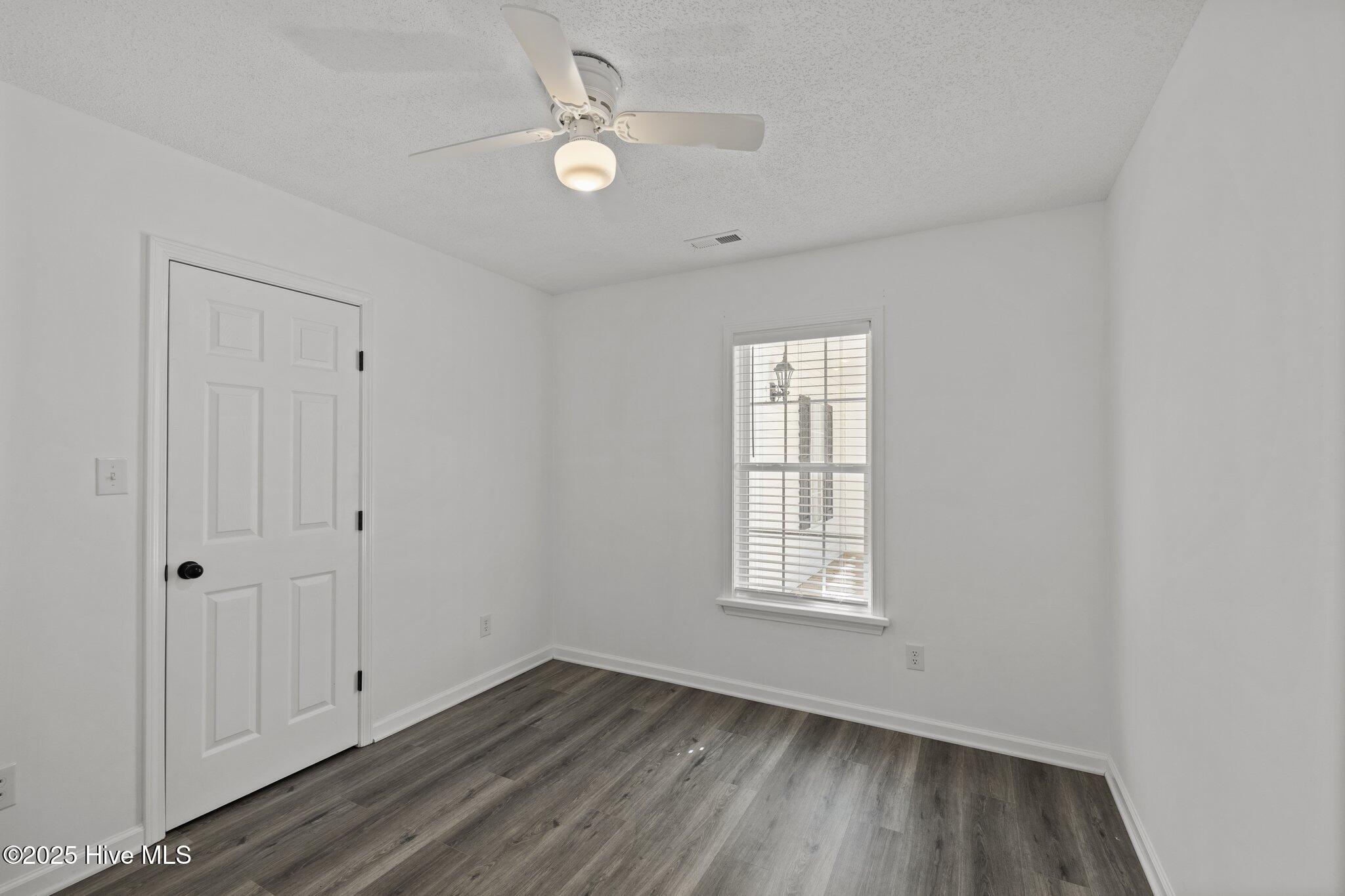 646 High Hill Road Jacksonville, NC 28540 - Photo 23 of 47 25-web-or-mls-1S3A1855