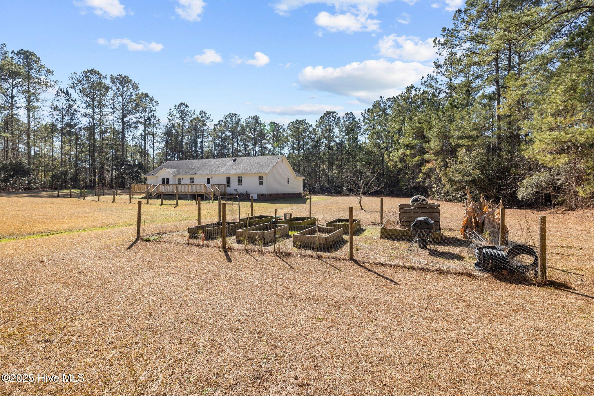 646 High Hill Road Jacksonville, NC 28540 - Photo 36 of 47 38-web-or-mls-1S3A1912