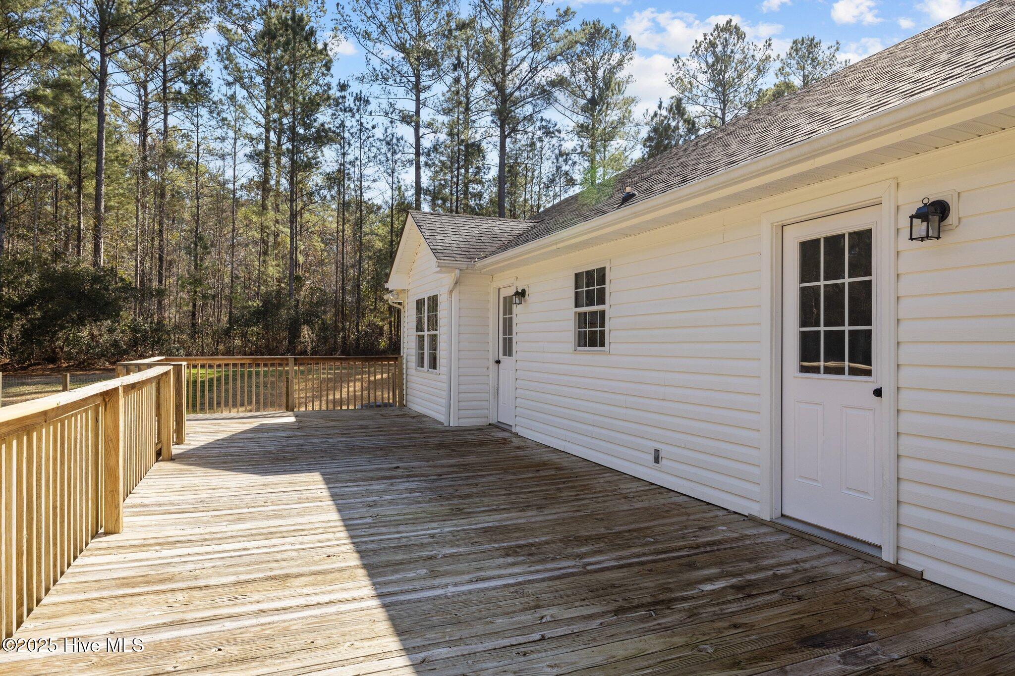 646 High Hill Road Jacksonville, NC 28540 - Photo 37 of 47 39-web-or-mls-1S3A1915
