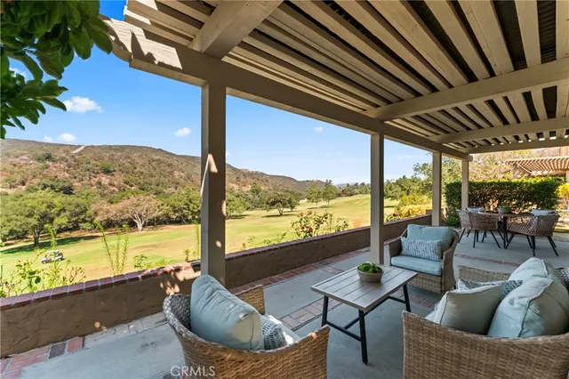 $1,130,000 | 29092 Laurel Valley Drive, Vista, CA 92084