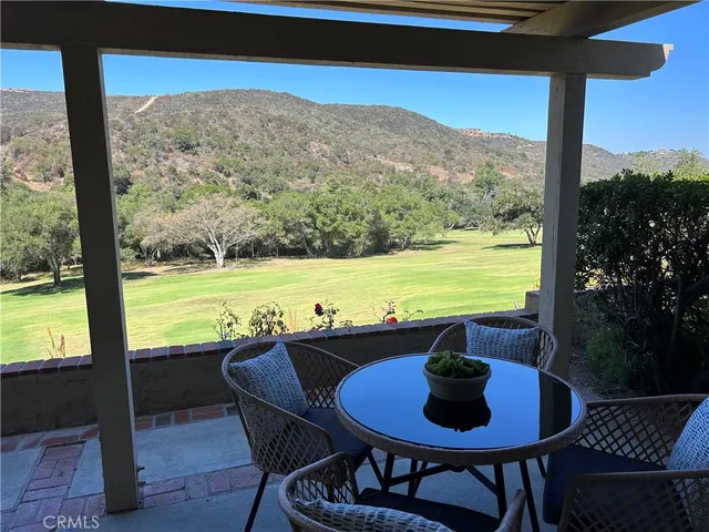 $1,130,000 | 29092 Laurel Valley Drive, Vista, CA 92084