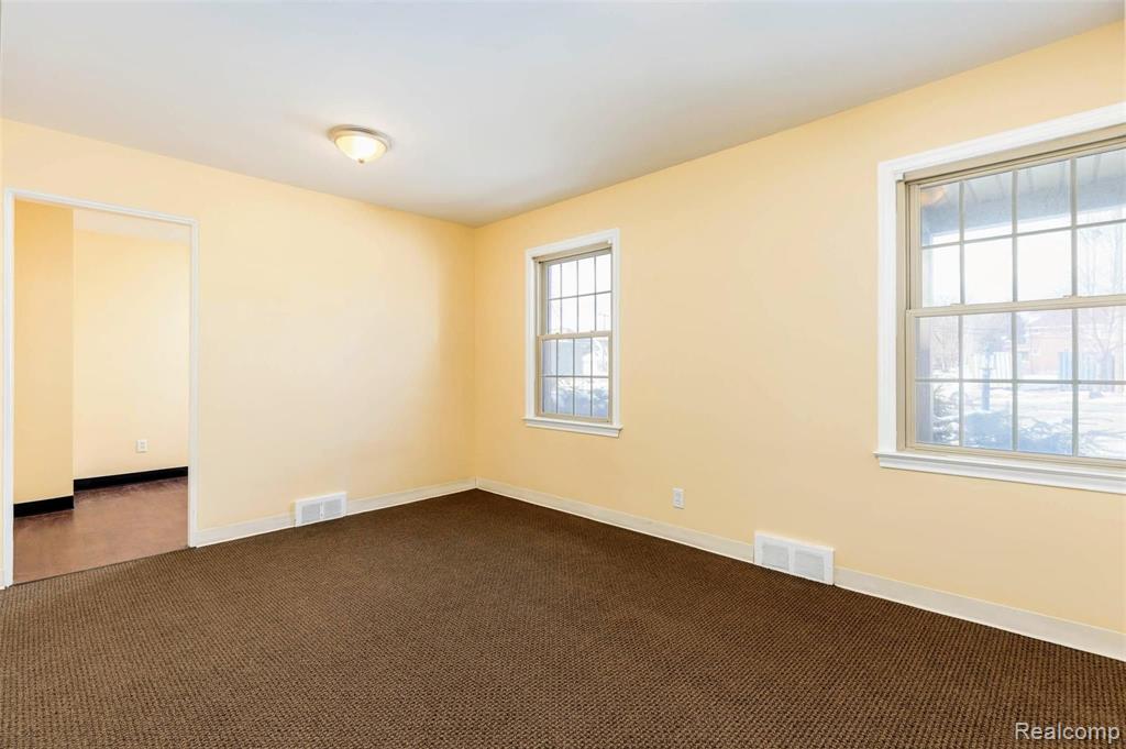 1442 Devonshire Road Grosse Pointe Park, MI 48230 - Photo 30 of 48