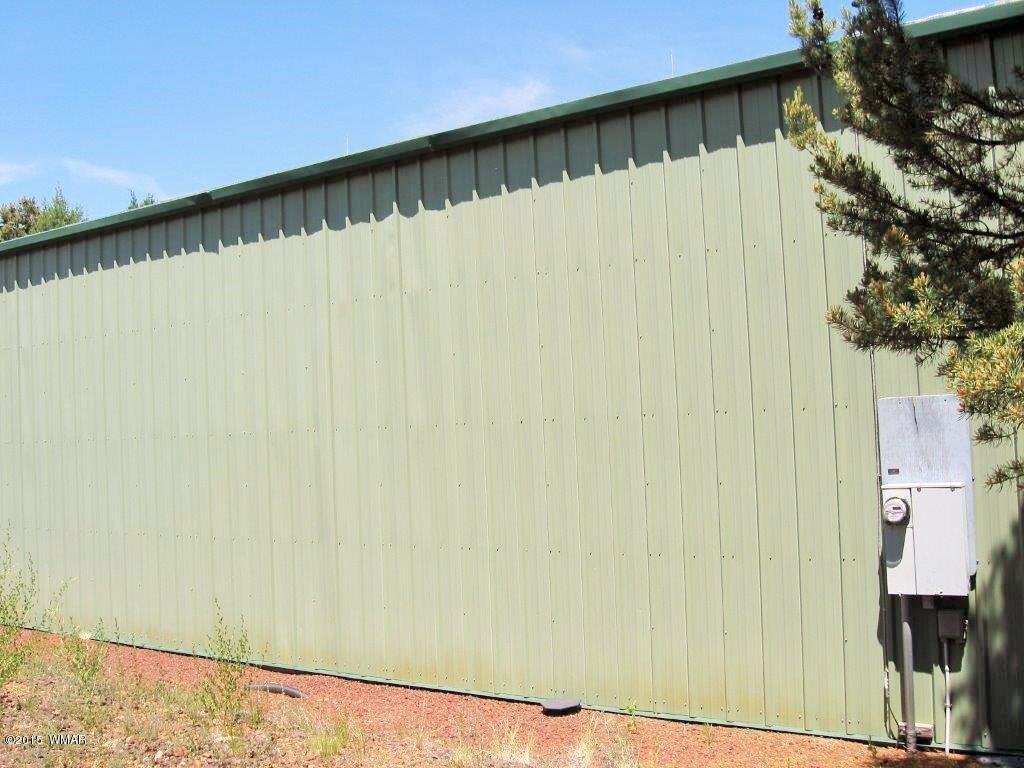 2380 Hanger Row Overgaard, AZ 85933 - Photo 2 of 10