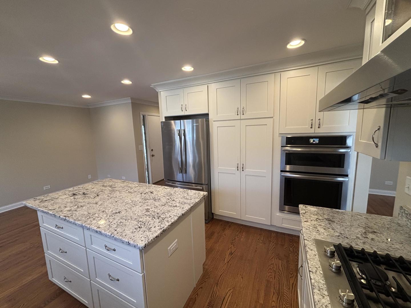 1129 Oakview Drive Wheaton, IL 60187 - Photo 12 of 39