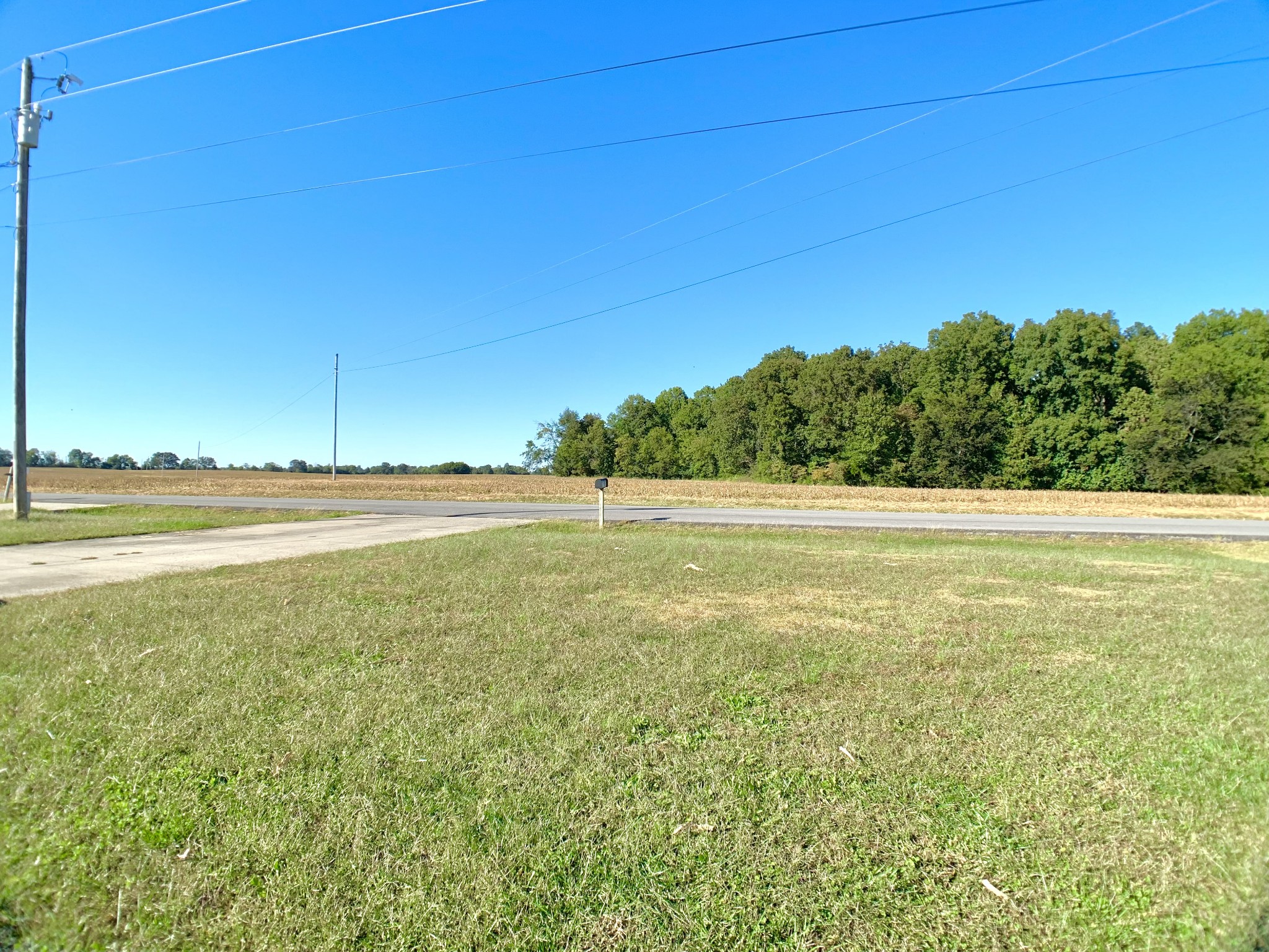 10543 Bell Station Road Oak Grove, KY 42262 - Photo 3 of 41 a view of a ocean view