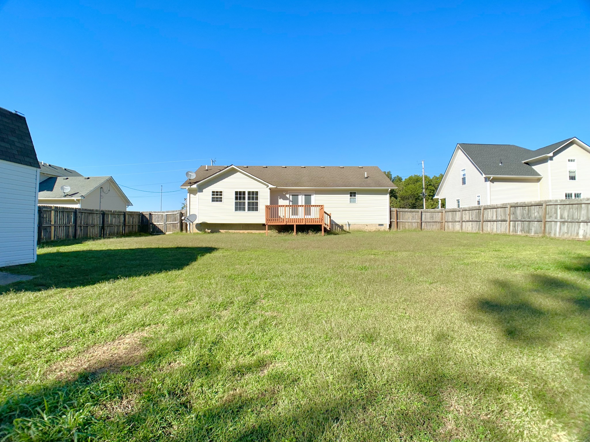 10543 Bell Station Road Oak Grove, KY 42262 - Photo 35 of 41 a view of front of house with yard