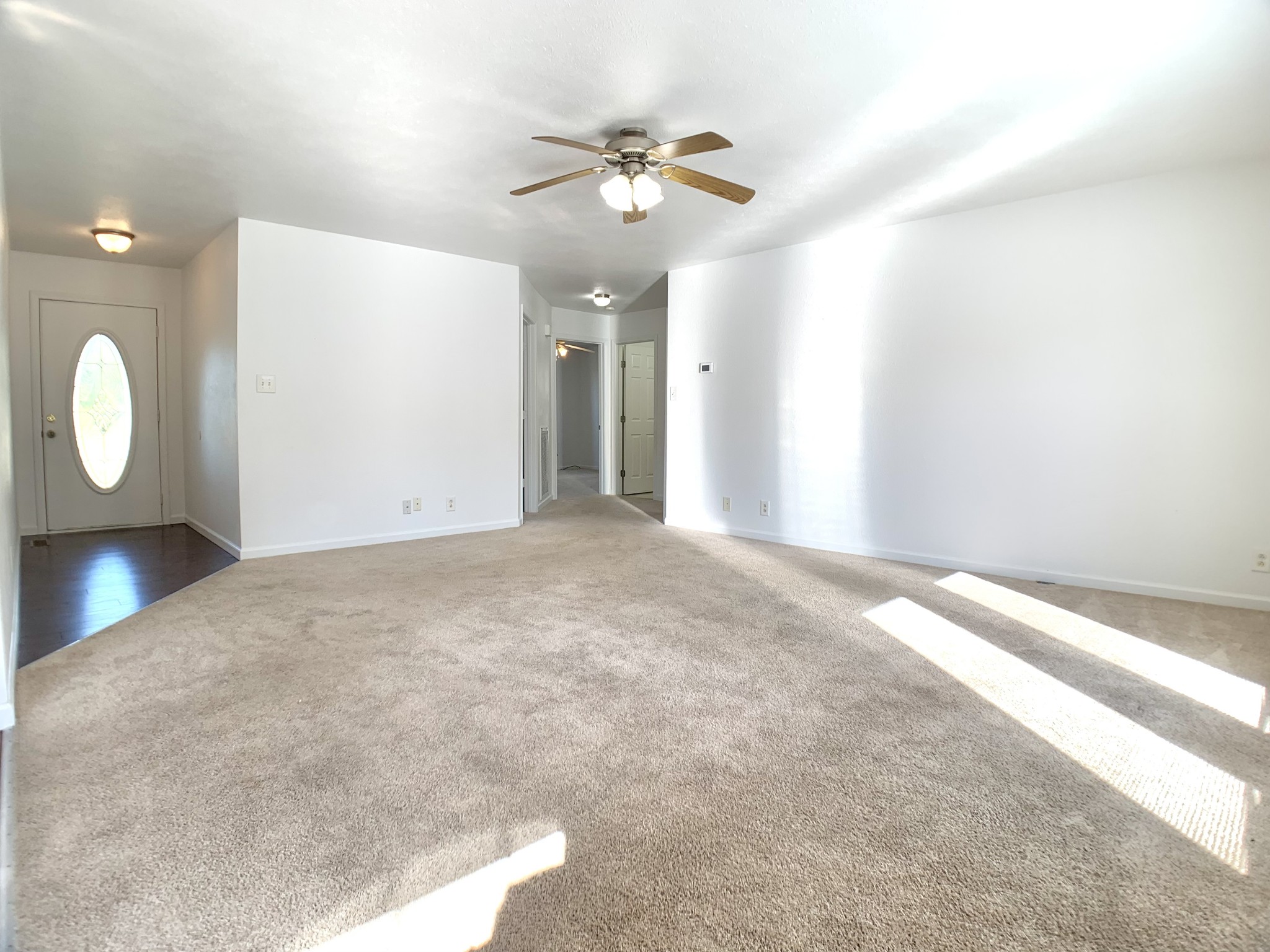 10543 Bell Station Road Oak Grove, KY 42262 - Photo 4 of 41 a view of a livingroom with a ceiling fan