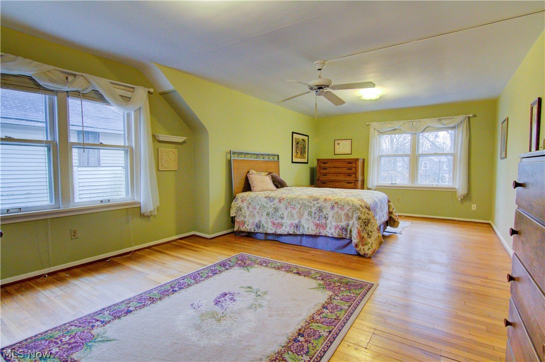 998 Renfield Road Cleveland Heights, OH 44121 - Photo 13 of 22