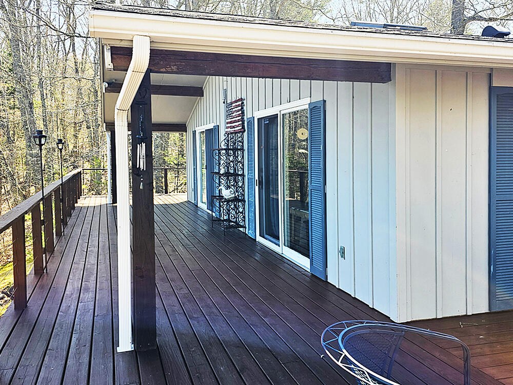 190 Heath Road Bremen, ME 04551 - Photo 16 of 57 Large Waterside Deck