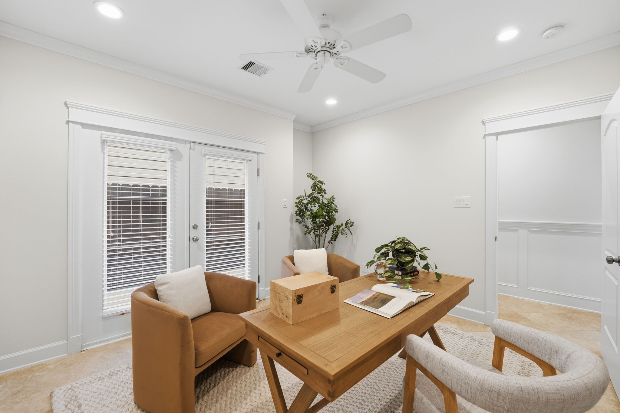 621 Rutland Street, Unit A Houston, TX 77007 - Photo 13 of 49