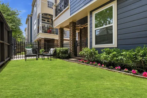 $650,000 | 621 Rutland Street, Unit A, Houston, TX 77007
