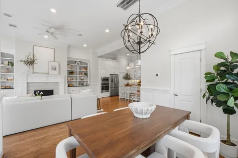 $650,000 | 621 Rutland Street, Unit A, Houston, TX 77007