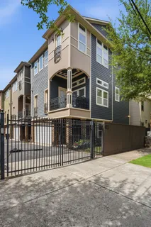$650,000 | 621 Rutland Street, Unit A, Houston, TX 77007