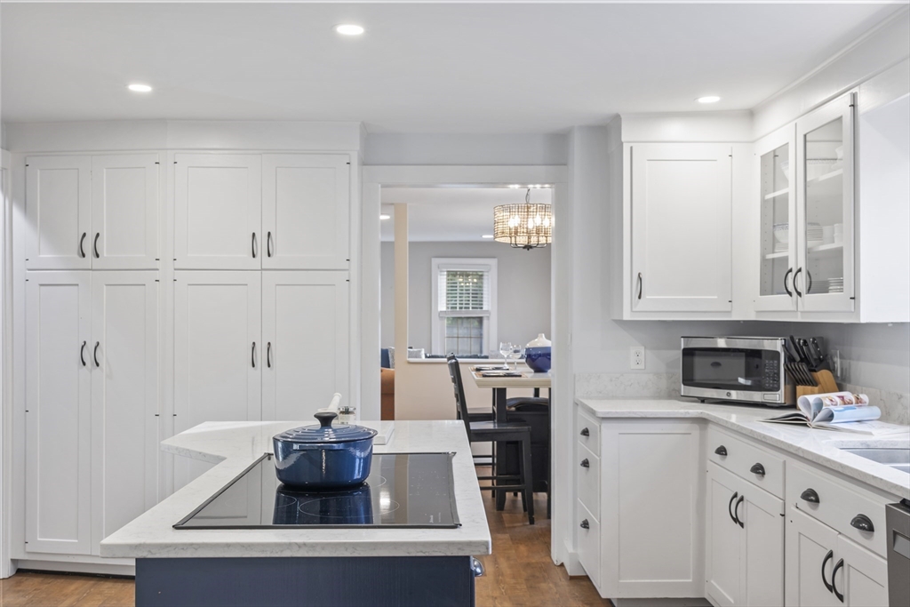 51 Higgins Road Framingham, MA 01701 - Photo 13 of 40