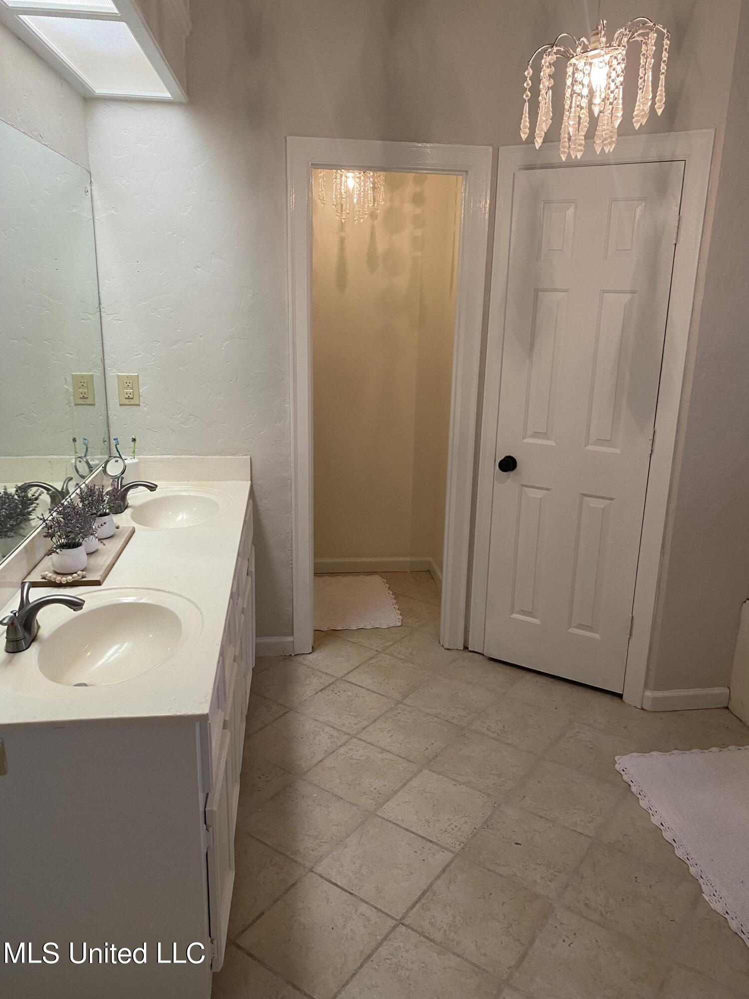 116 Elm Street Madison, MS 39110 - Photo 7 of 17 QBRyRT8qQ8GjUebchMKAAw