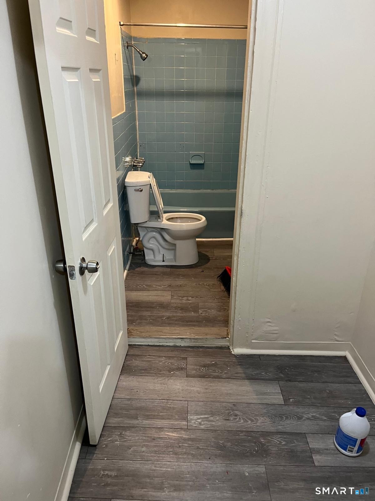 800 Hallett Street, Unit 2 Bridgeport, CT 06608 - Photo 9 of 11