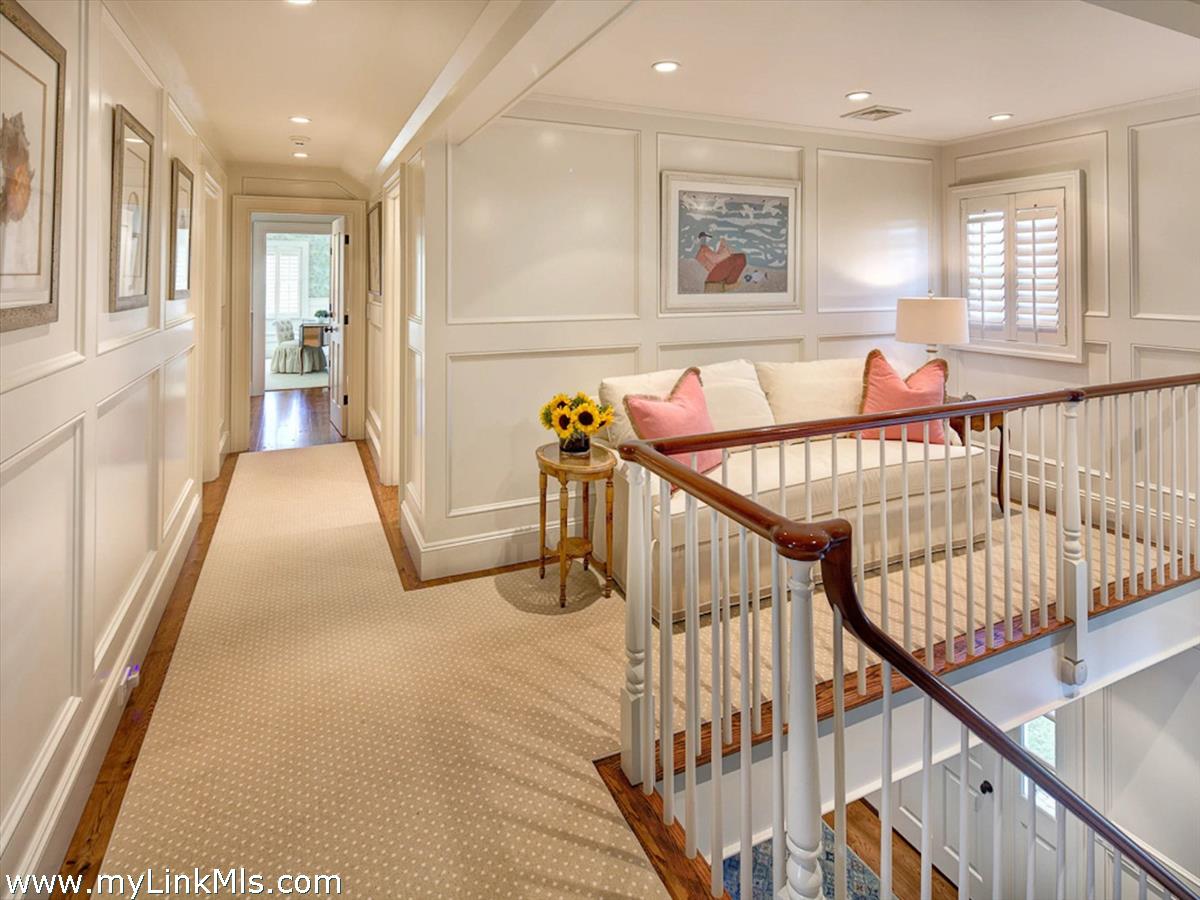 1 Field Club Drive Edgartown, MA 02539 - Photo 11 of 27