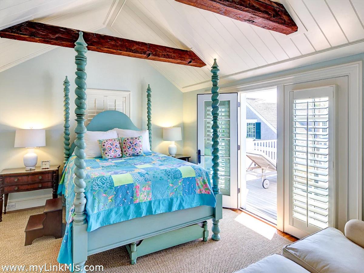 1 Field Club Drive Edgartown, MA 02539 - Photo 18 of 27