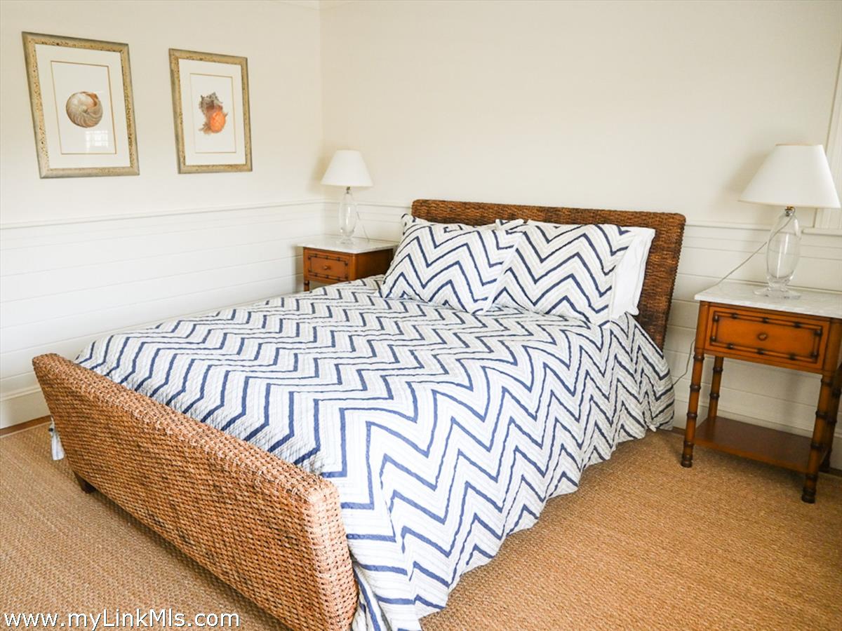 1 Field Club Drive Edgartown, MA 02539 - Photo 19 of 27