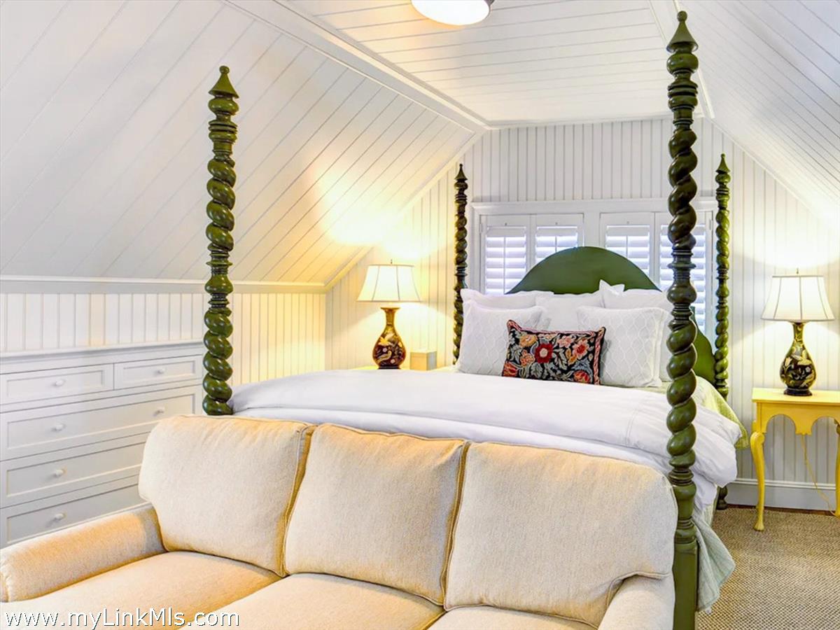 1 Field Club Drive Edgartown, MA 02539 - Photo 24 of 27