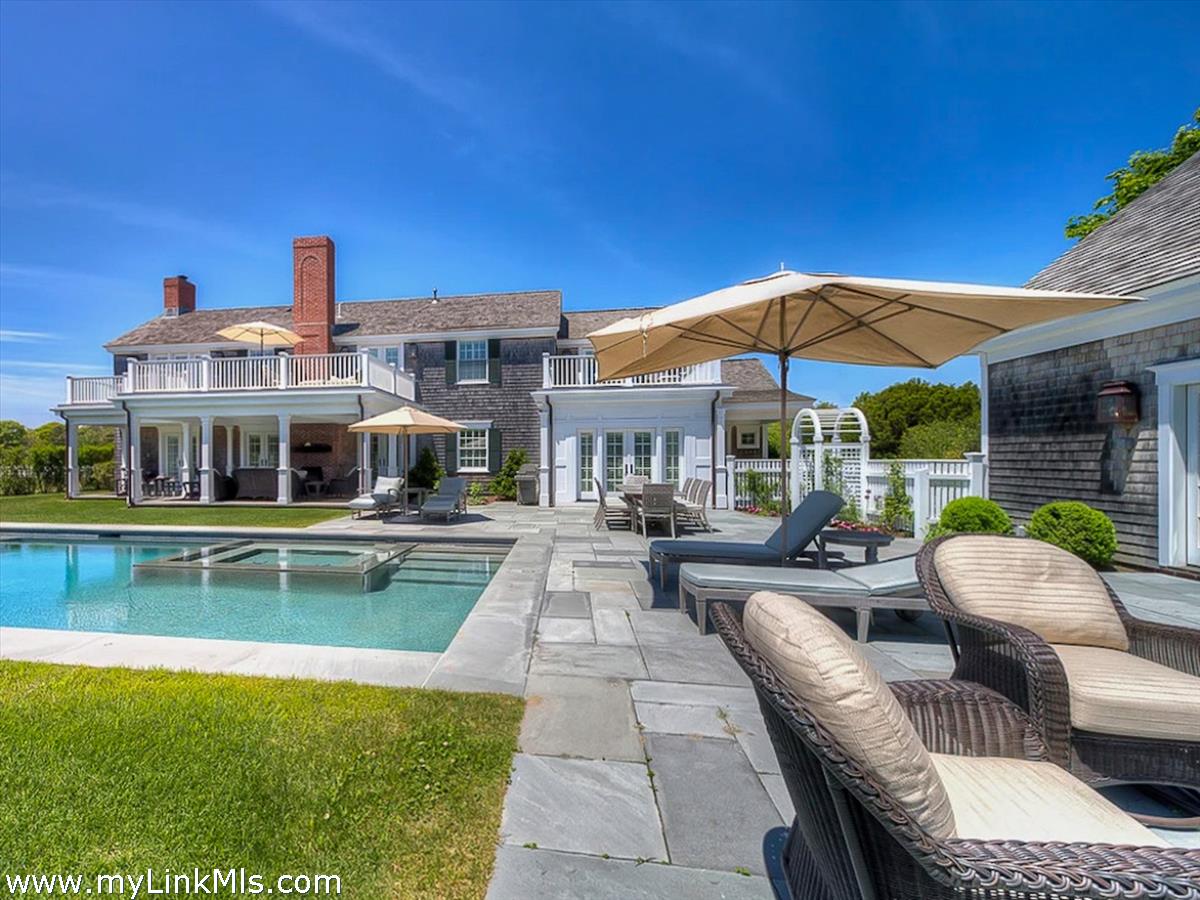 1 Field Club Drive Edgartown, MA 02539 - Photo 8 of 27