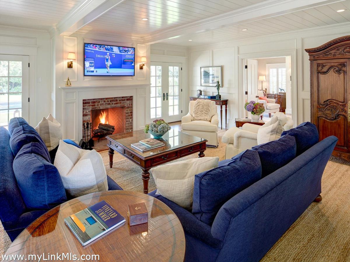 1 Field Club Drive Edgartown, MA 02539 - Photo 9 of 27