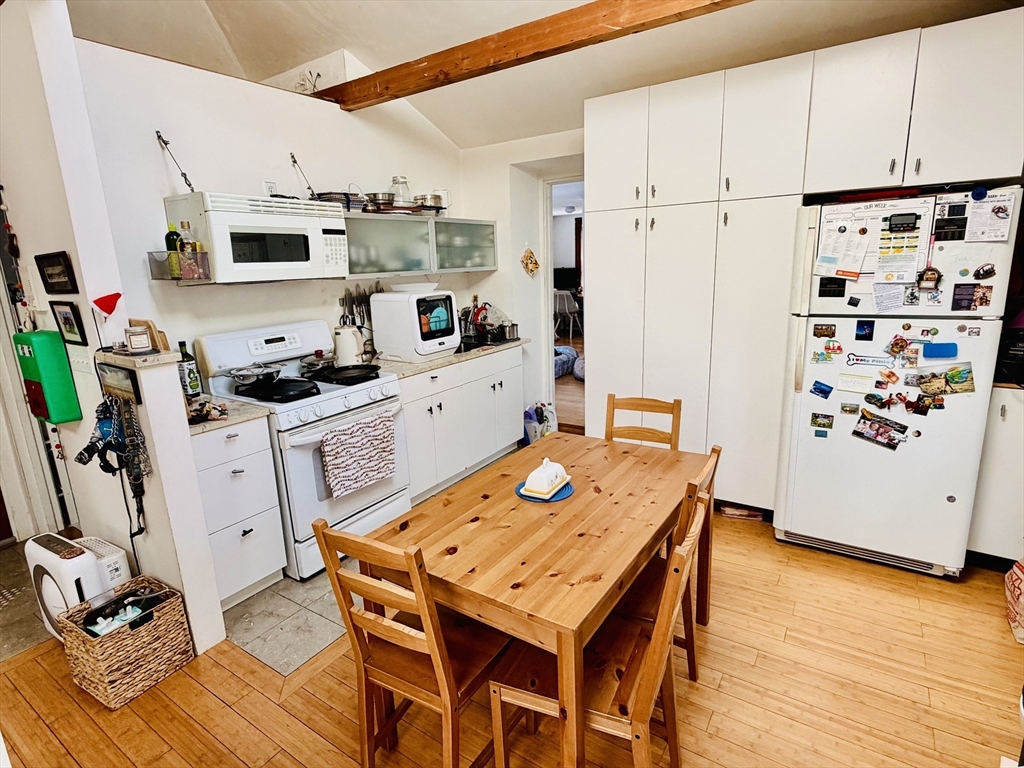 26 Appleton Street, Unit 3 Somerville, MA 02144 - Photo 5 of 13