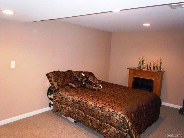 946 Dakota Court Rochester, MI 48307 - Photo 22 of 25 Basement Bed.JPG