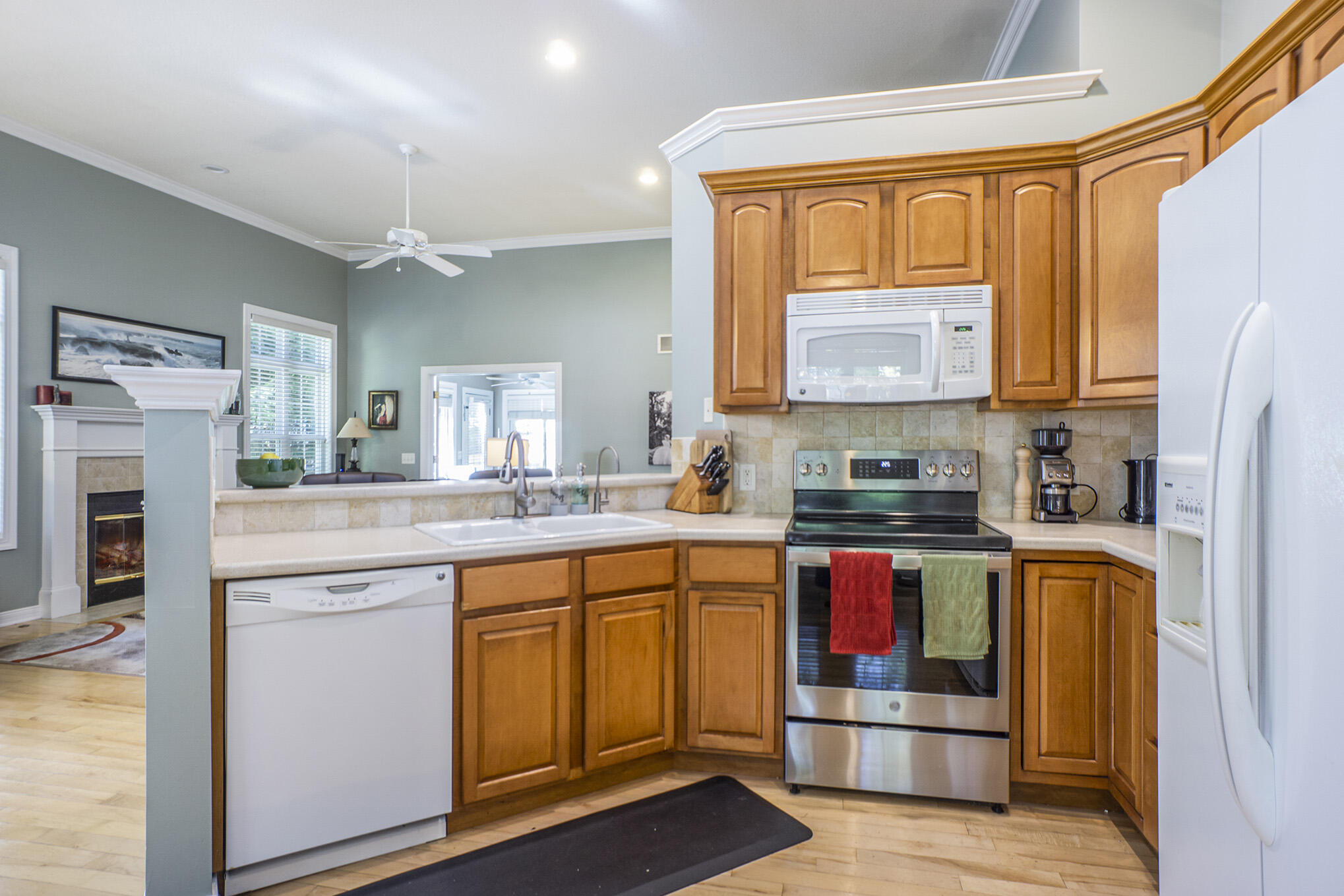 8532 Hathaway Road Kalamazoo, MI 49009 - Photo 4 of 20 DSC05878