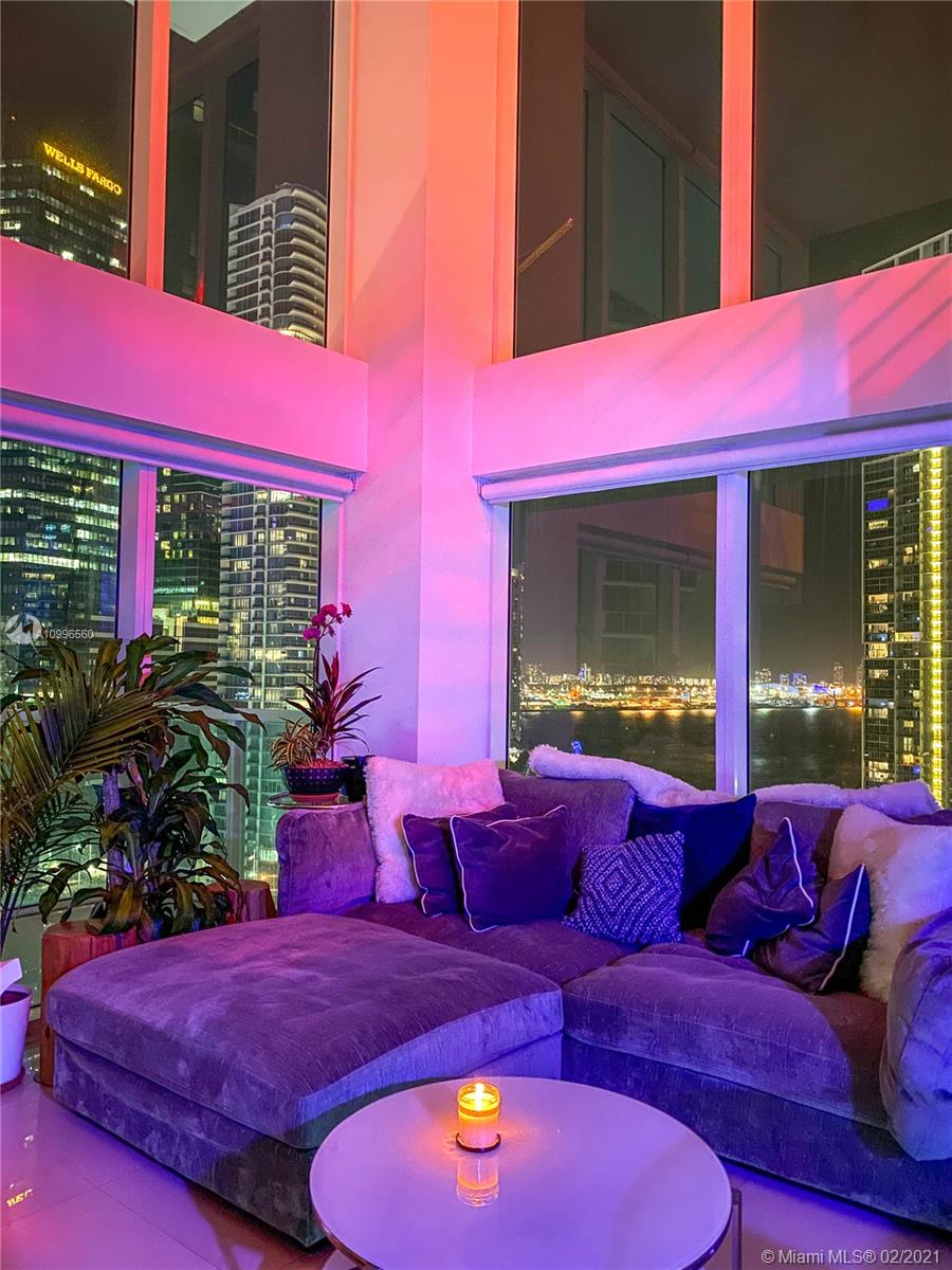 41 Southeast 5th Street, Unit 1201 Miami, FL 33131 - Photo 30 of 32