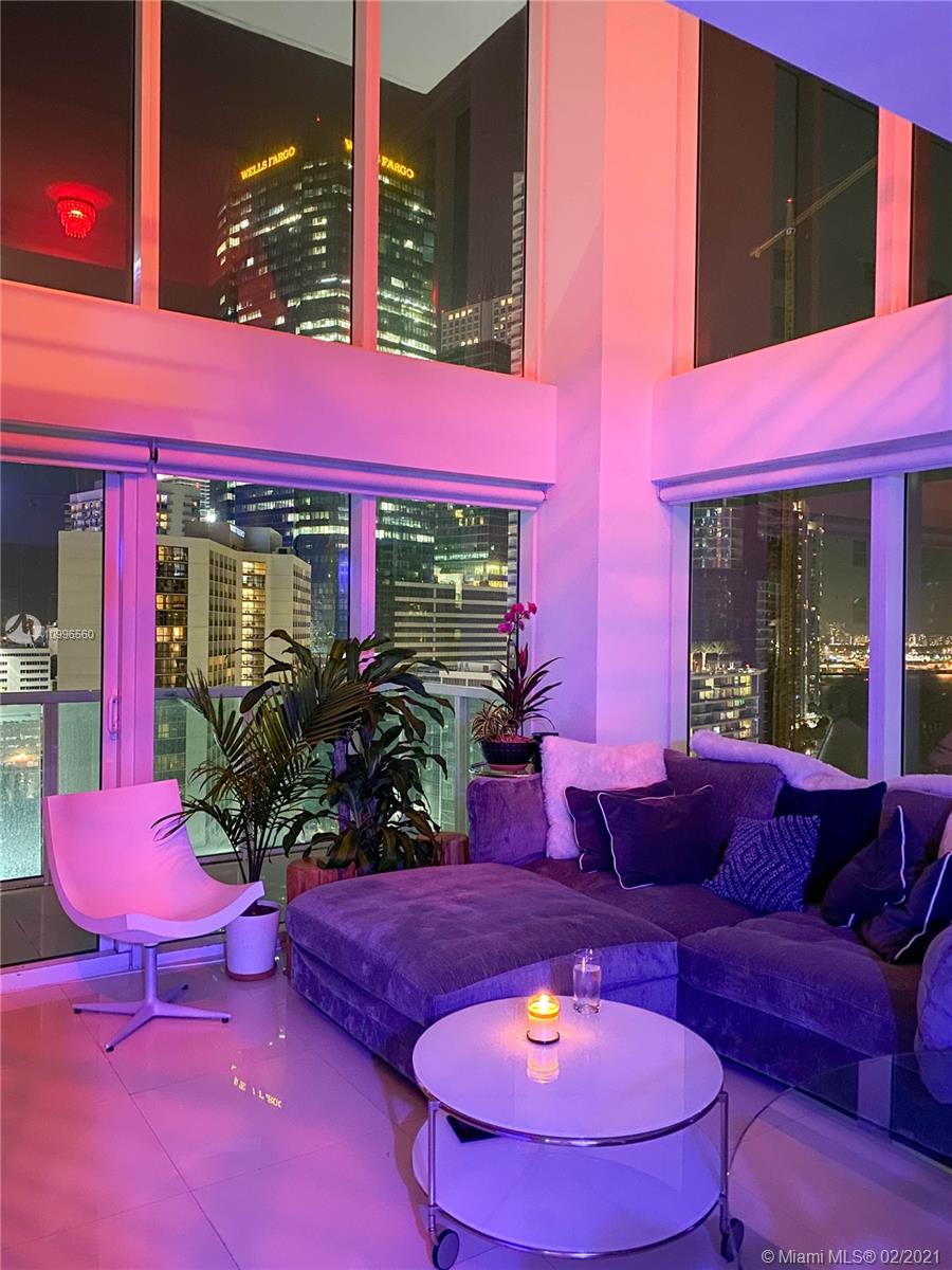 41 Southeast 5th Street, Unit 1201 Miami, FL 33131 - Photo 31 of 32
