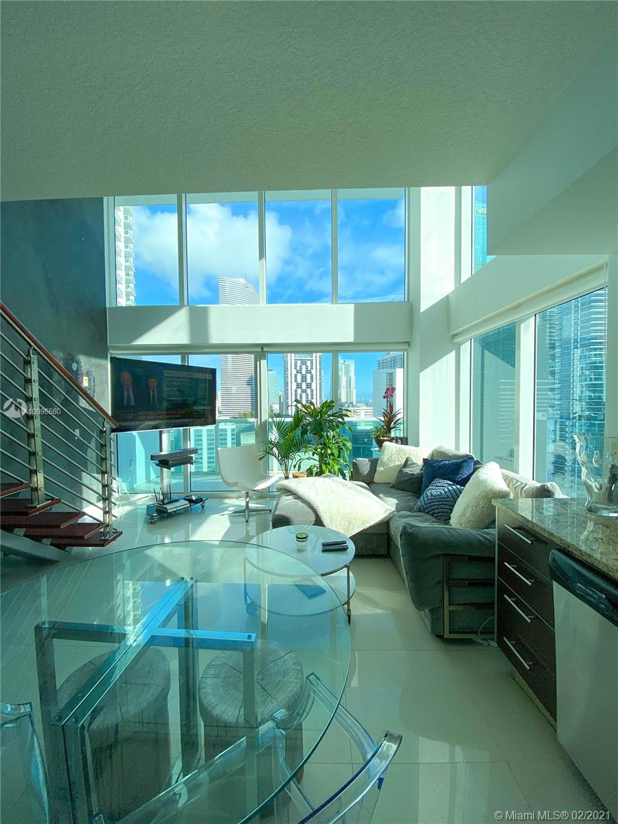 41 Southeast 5th Street, Unit 1201 Miami, FL 33131 - Photo 5 of 32