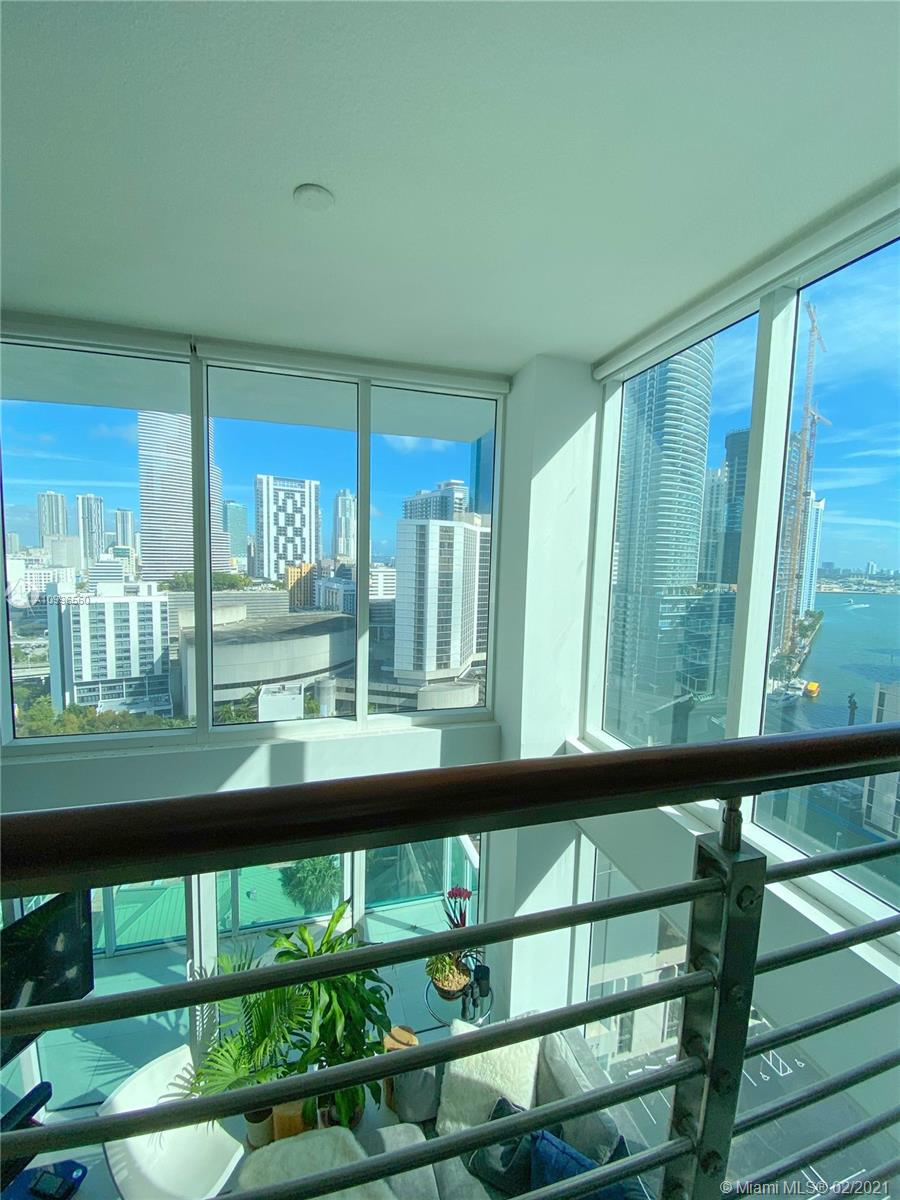 41 Southeast 5th Street, Unit 1201 Miami, FL 33131 - Photo 10 of 32