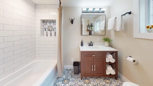 $369,000 | 83 Orono Landing Road, Orono, ME 04473