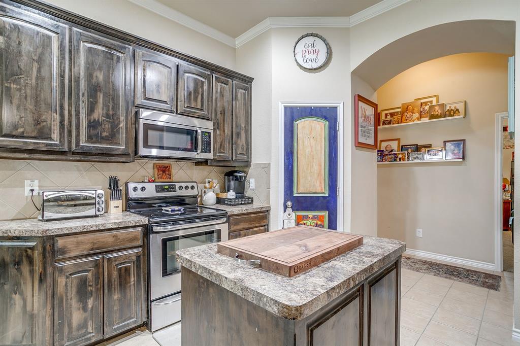 132 Creekwood Ranch Road Azle, TX 76020 - Photo 13 of 40