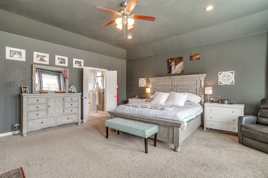 132 Creekwood Ranch Road Azle, TX 76020 - Photo 19 of 40