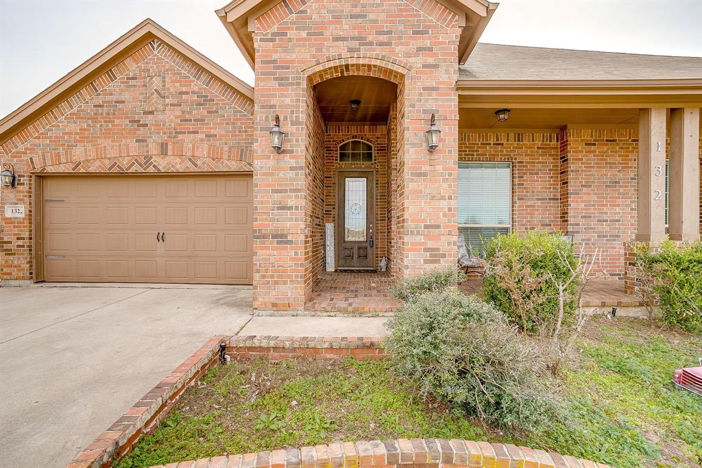 132 Creekwood Ranch Road Azle, TX 76020 - Photo 3 of 40