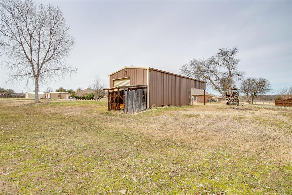 132 Creekwood Ranch Road Azle, TX 76020 - Photo 38 of 40