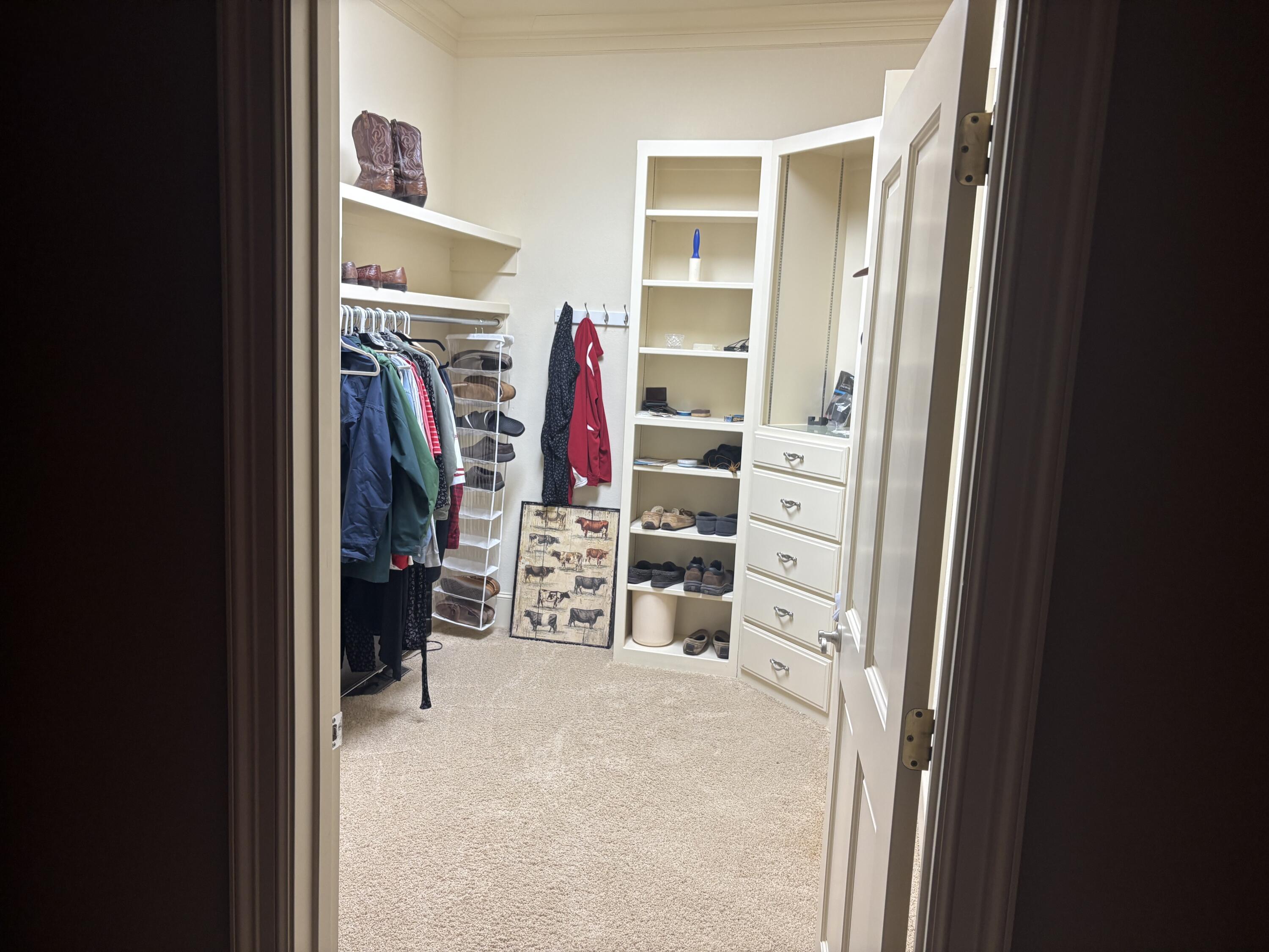 880 Highway 83 Loop, TX 79342 - Photo 29 of 34 Closet
